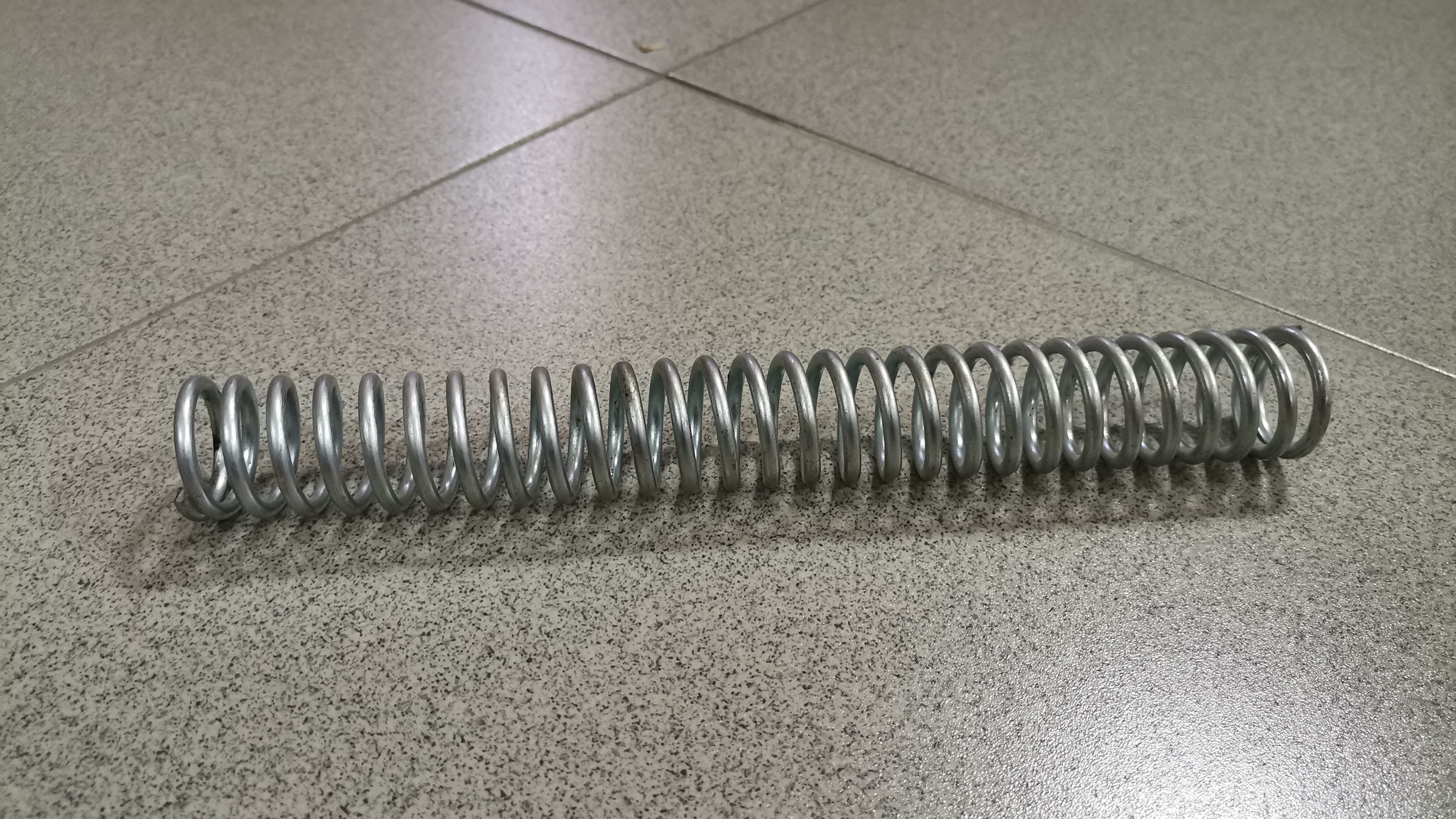 OPRUGA SETVOSPREMACA JACA