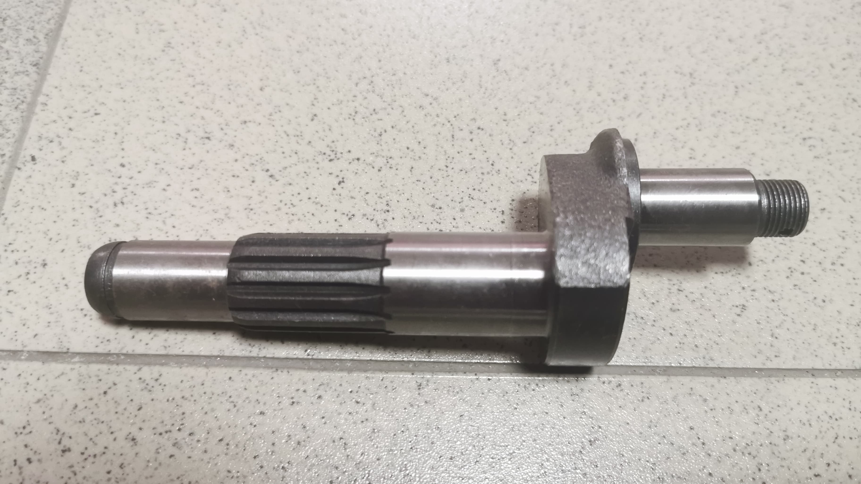 KOLENASTO VRATILO 506