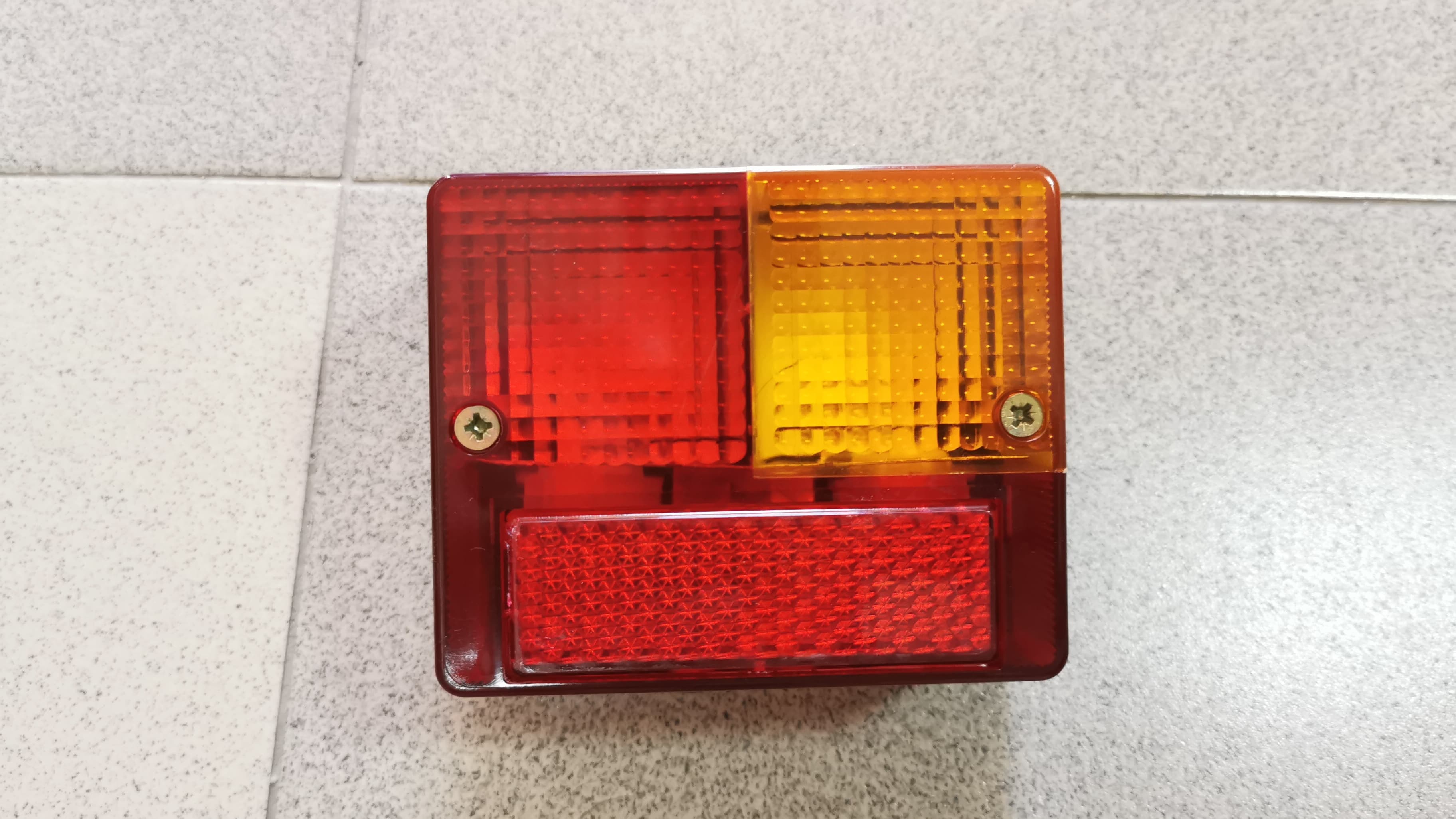 STOP LAMPA TRAKTORSKA  D