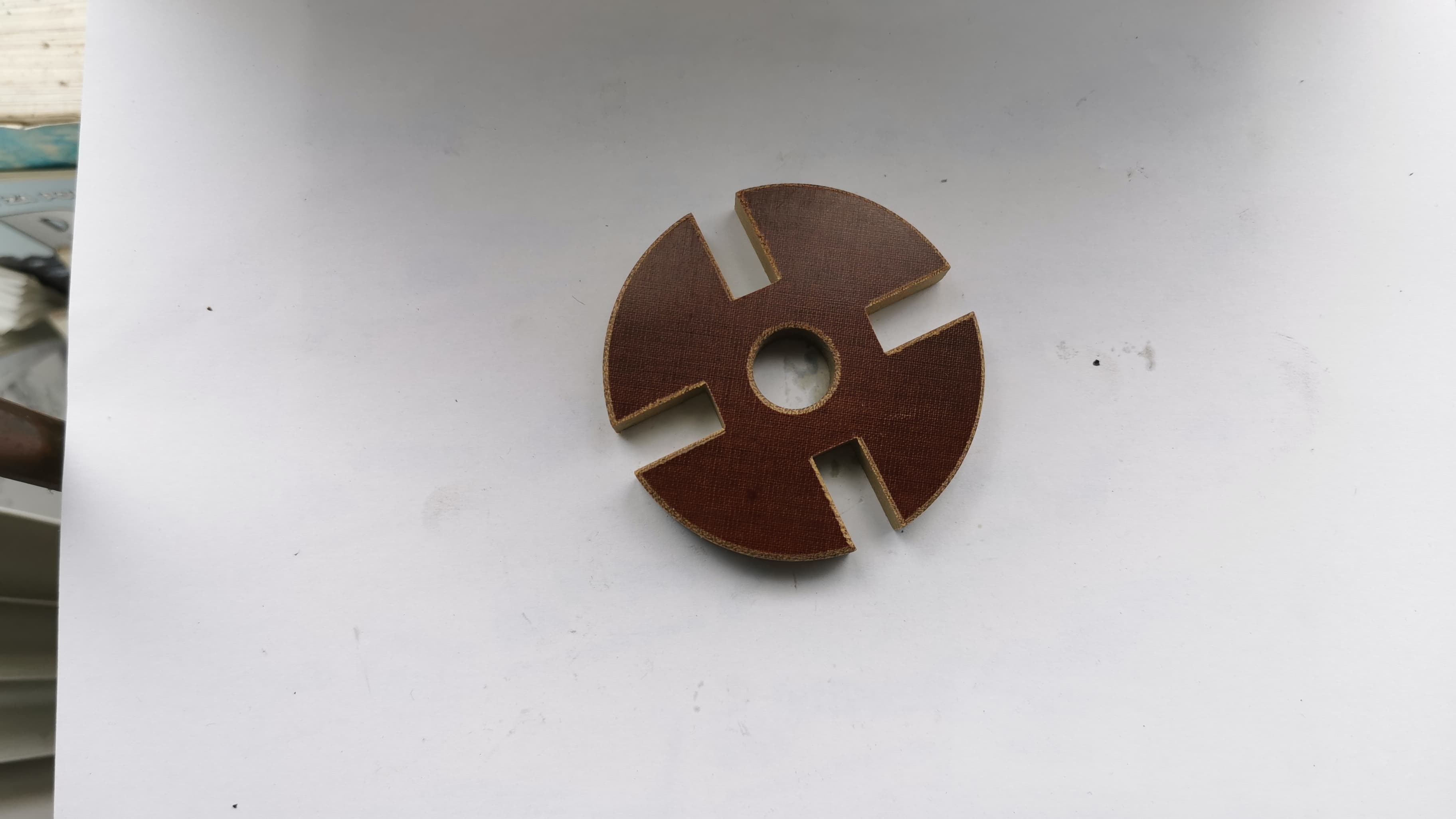 FIBER BOS PUMPE BAKELITNI