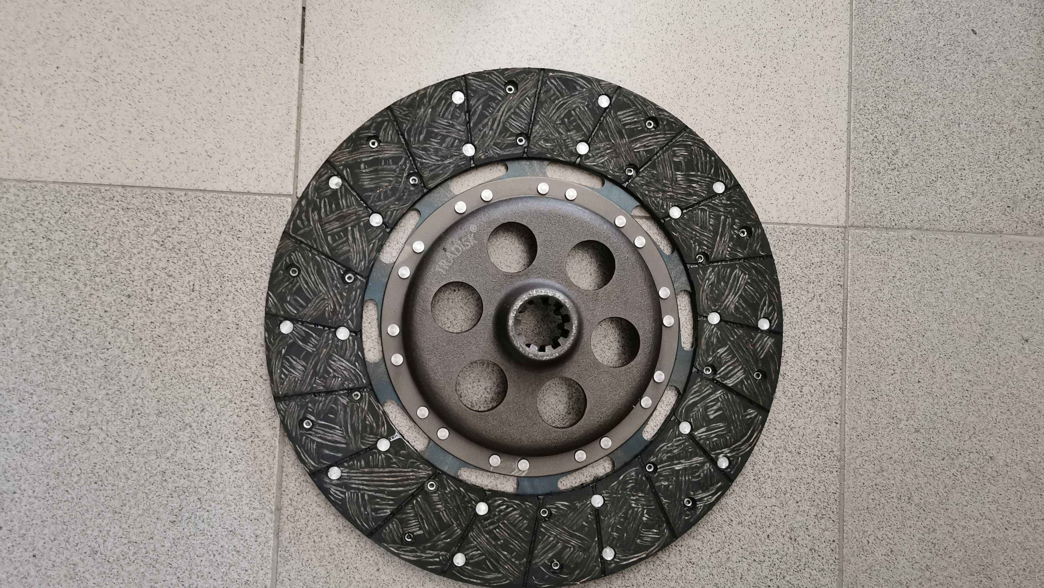 LAMELA VUCNA IMT 560 CARETA