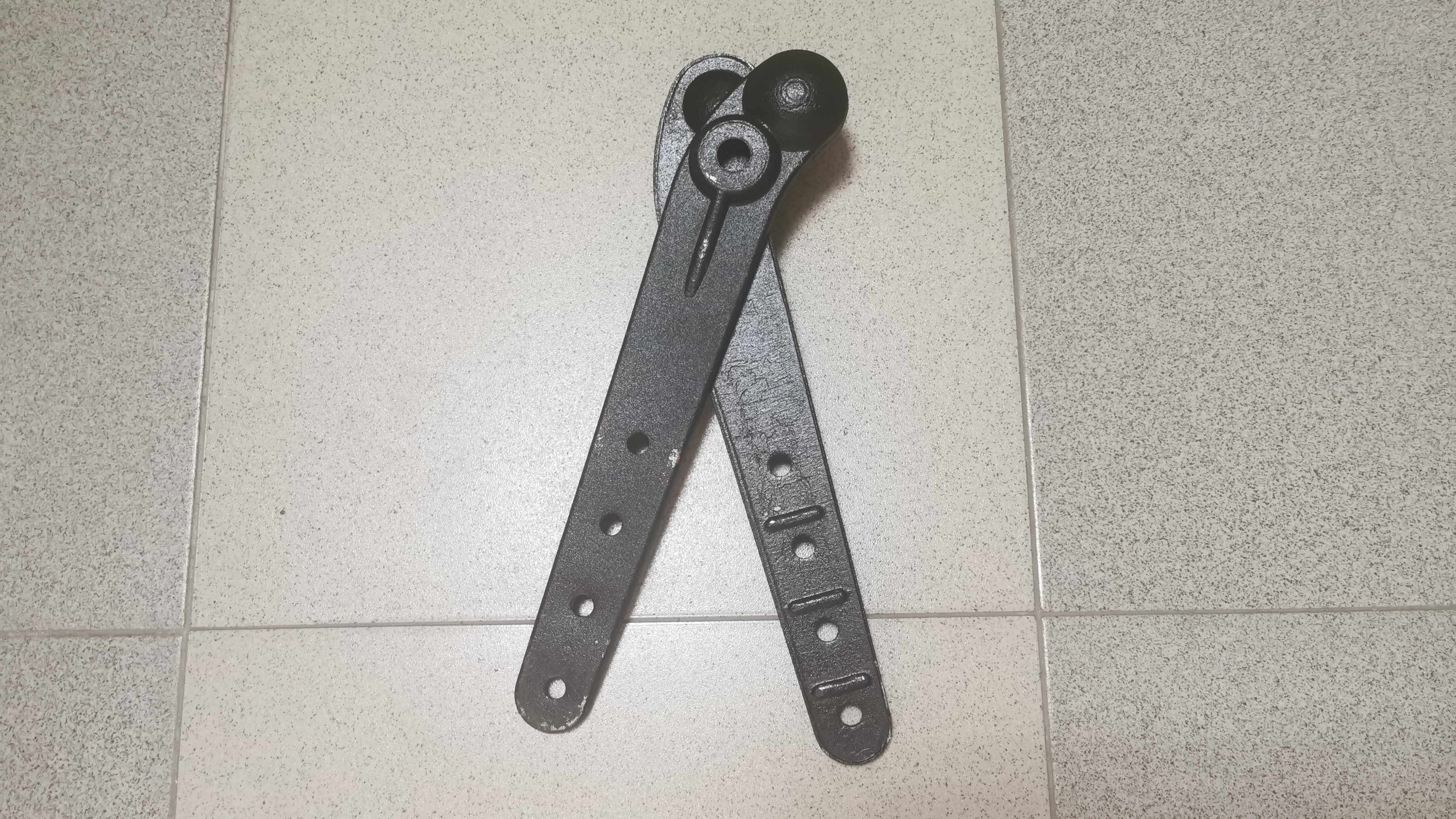 HVATALJKE MAKAZE DUBRAVA