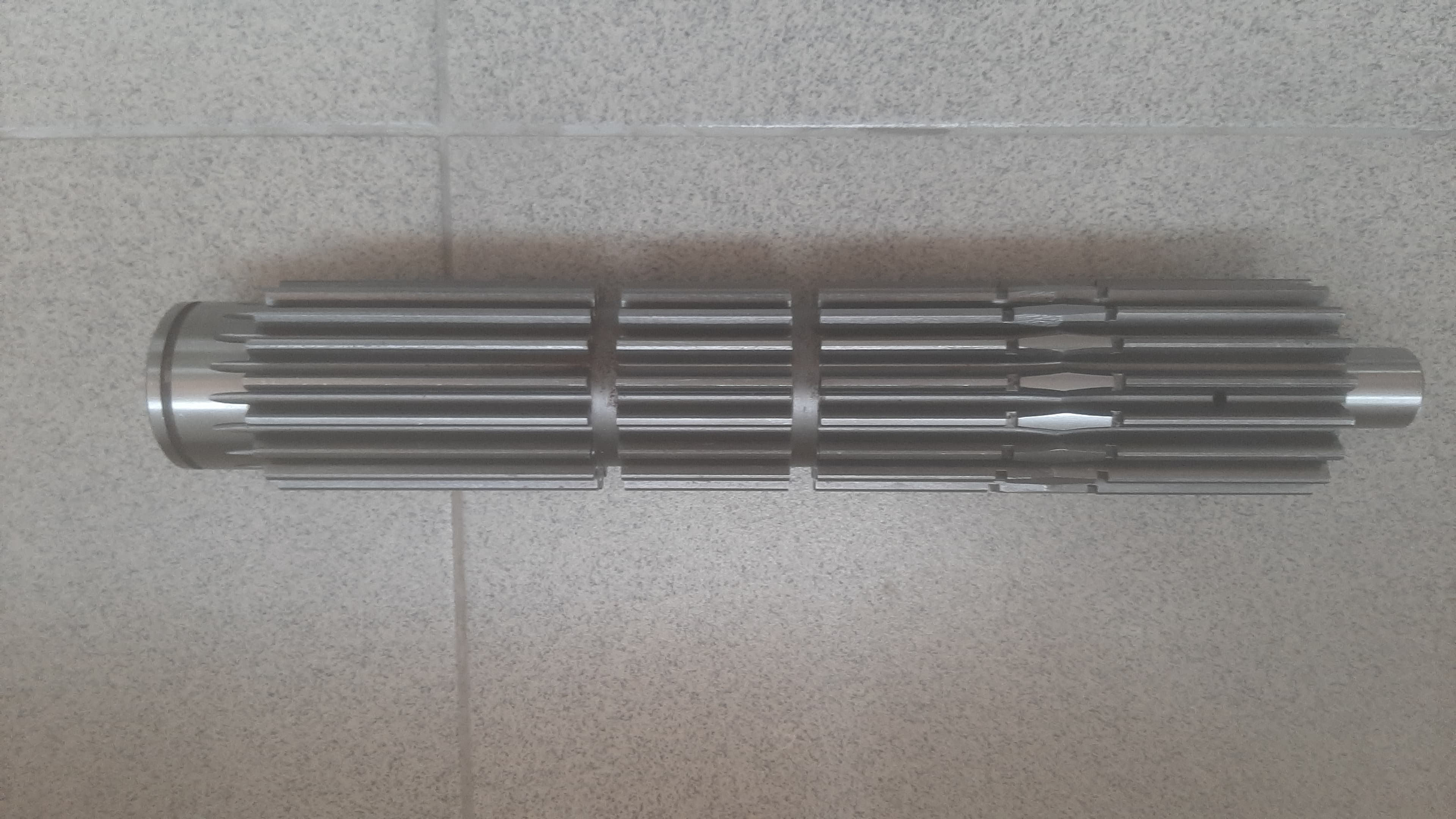 GLAVNO VRATILO MENJACA 030204 ind