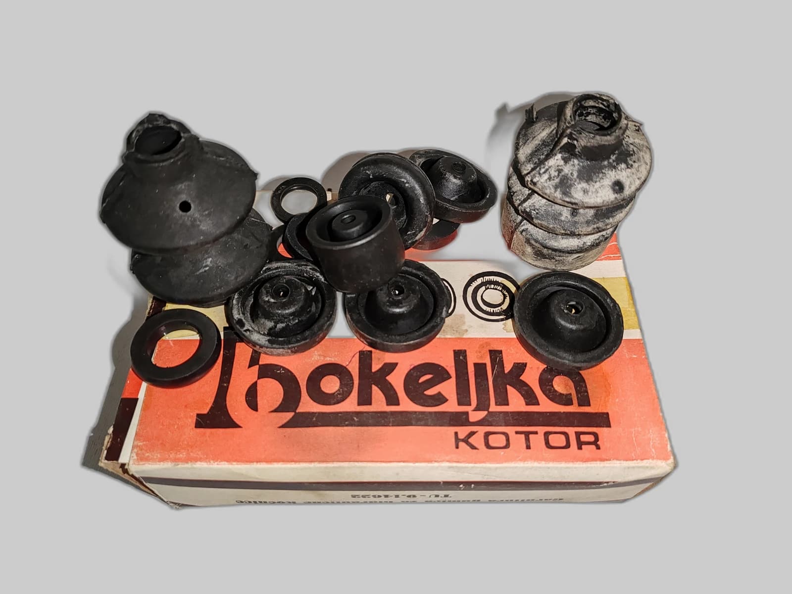 GUMICE KOCN. U GRT650-AN